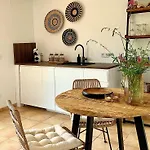 Marlena, Calonge, Costa Brava,1 Luxe Private Studio-appartement With Private Pool In Quiet Area, Adults Only, Catalonia, Spain Affittacamere