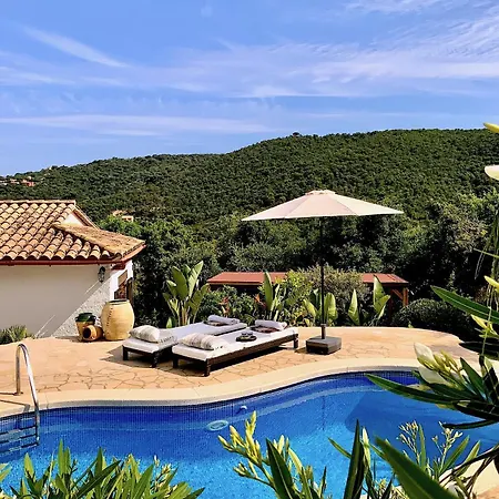 Marlena, Calonge, Costa Brava,1 Luxe Private Studio-appartement With Private Pool In Quiet Area, Adults Only, Catalonia, Spain Guest house